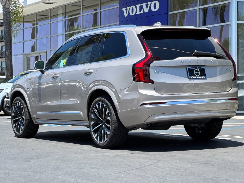 New 2026 Volvo XC90 T8 Plus w/ Protection Package Premier AWD/4WD image 3