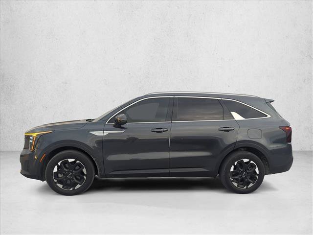 Used 2024 Kia Sorento S FWD image 5