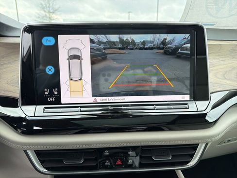 New 2026 Volkswagen Atlas SE FWD image 30
