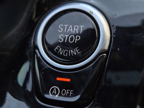 Used 2018 BMW 530i w/ Premium Package image 28