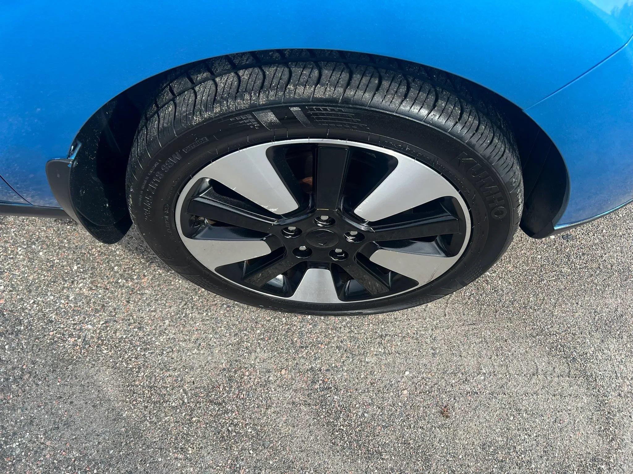 Used 2016 Kia Soul + w/ Designer's Package FWD image 14