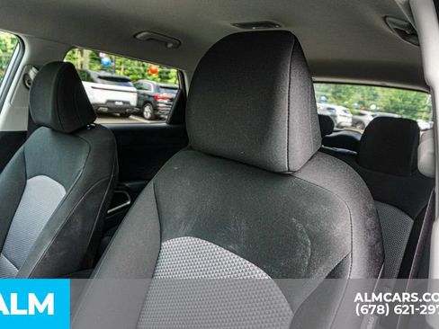 Used 2025 Kia Soul LX w/ LX Technology Package FWD image 18