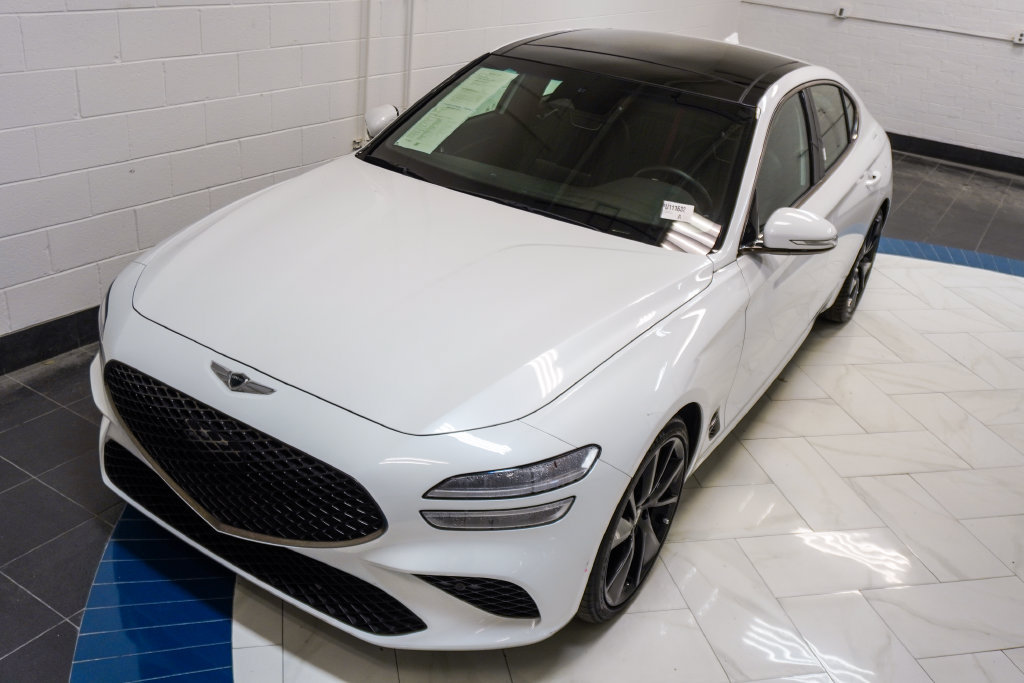 Used 2023 Genesis G70 2.0T w/ Sport Prestige Package RWD image 40