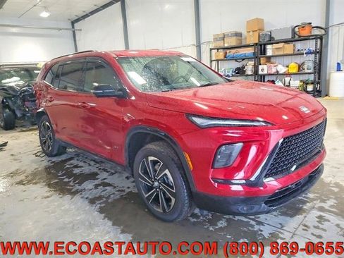 Used 2025 Buick Enclave Sport Touring w/ Power Package image 4