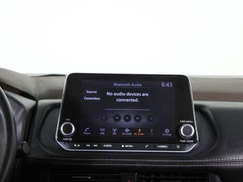 Certified 2023 Nissan Rogue SV w/ SV Premium B Package FWD image 9