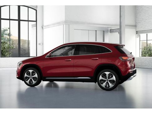 New 2025 Mercedes-Benz GLA 250 image 34