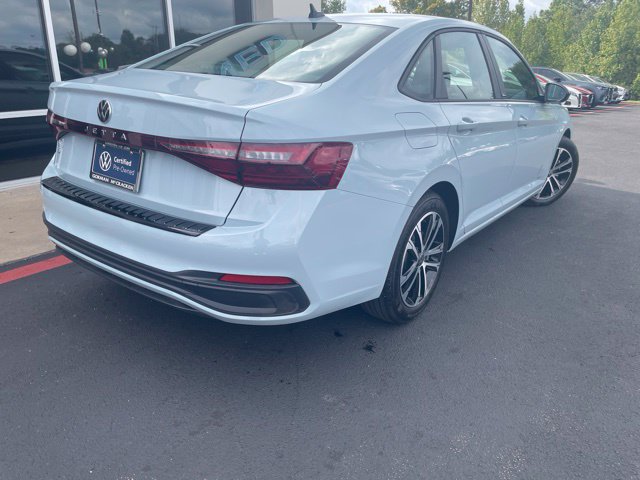 Used 2026 Volkswagen Jetta Sport FWD image 2