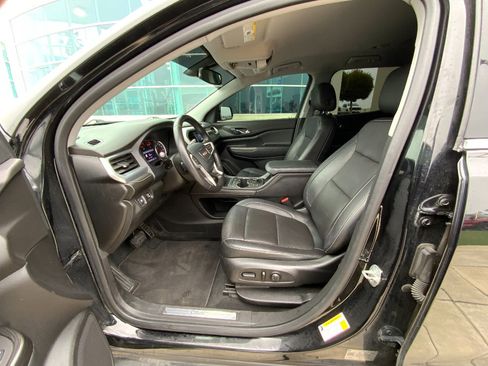 Used 2020 GMC Acadia SLT image 9