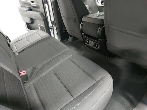 Used 2022 GMC Sierra 1500 Elevation image 11