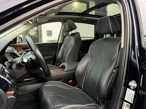 Used 2019 Acura RDX AWD w/ Advance Package image 18