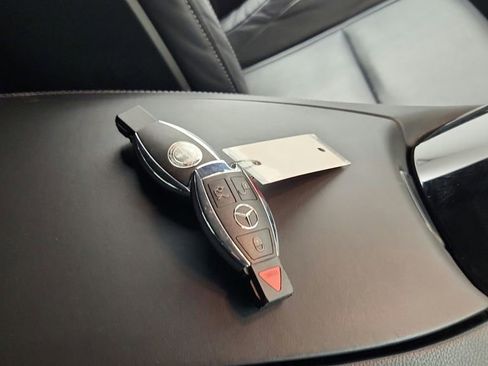 Used 2021 Mercedes-Benz AMG GT Coupe image 34