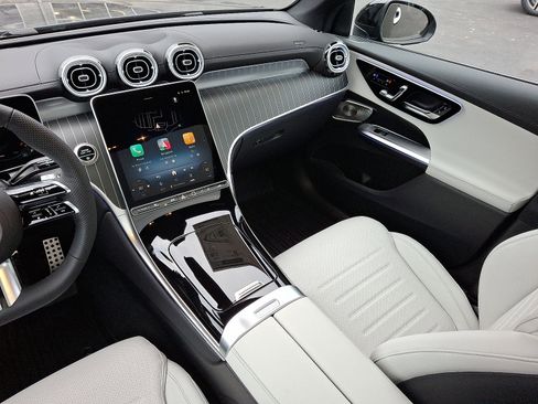 Used 2026 Mercedes-Benz GLC 300 4MATIC image 10