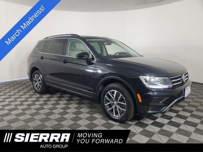Used 2019 Volkswagen Tiguan SE w/ Panoramic Sunroof Package