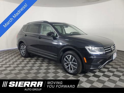 Used 2019 Volkswagen Tiguan SE w/ Panoramic Sunroof Package image 1