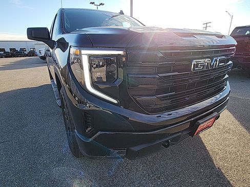 New 2025 GMC Sierra 1500 Elevation w/ Preferred Package image 12