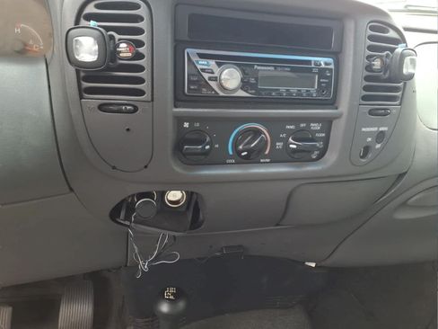 Used 2000 Ford F150 XL AWD/4WD image 7
