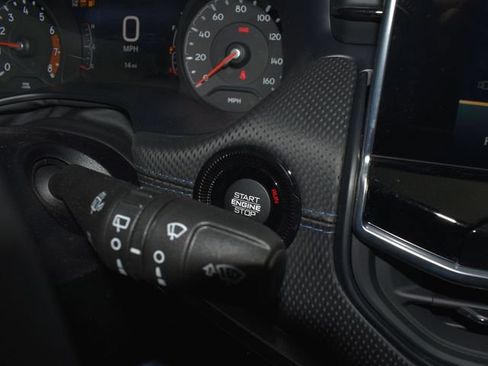 New 2026 Jeep Compass Latitude w/ Sun and Sound Group AWD/4WD image 19