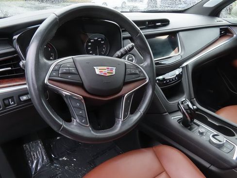 Used 2023 Cadillac XT5 Premium Luxury w/ Technology Package image 15