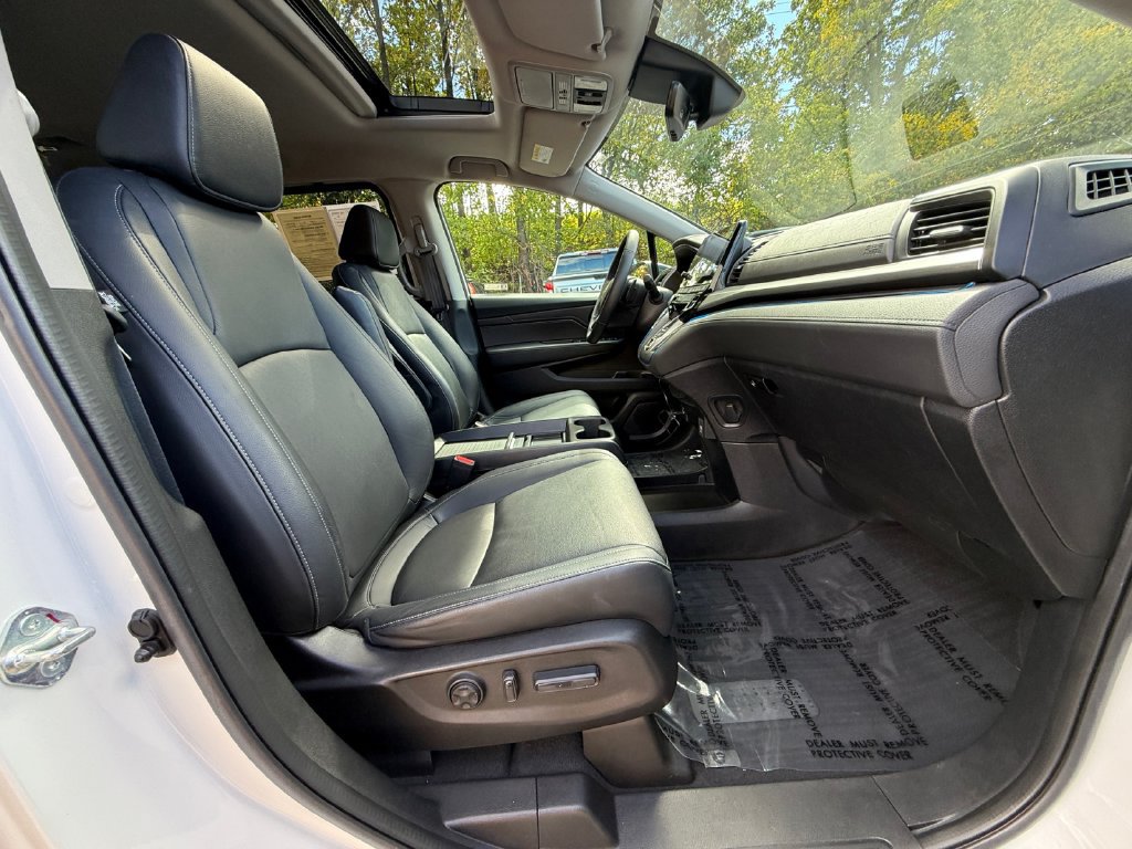 Used 2023 Honda Odyssey EX-L image 26
