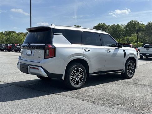 New 2025 Nissan Armada SL w/ Captain's Chari Seat Package image 8