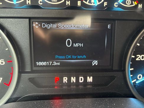 Used 2018 Ford F150 XLT w/ Equipment Group 302A Luxury AWD/4WD image 12