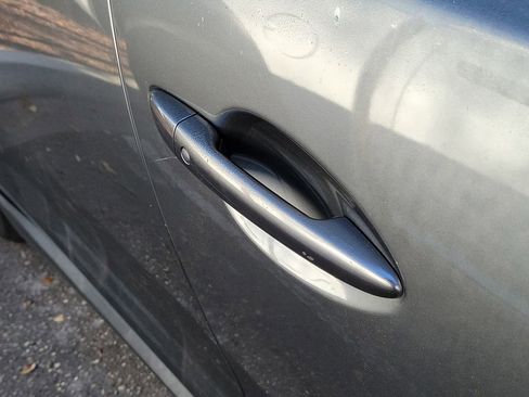 Used 2023 MAZDA CX-9 Touring image 11