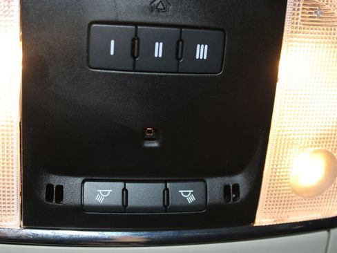 Used 2023 Chrysler 300 Touring L RWD image 35