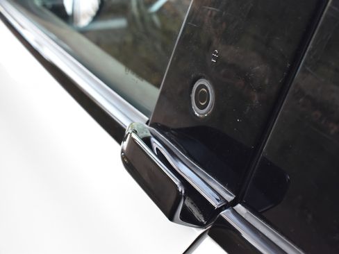 Used 2022 Ford Mustang Mach-E Select image 19