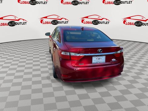 Used 2015 Lexus ES 300h w/ Navigation System Package FWD image 7