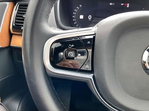 Used 2024 Volvo XC90 T8 Plus w/ Protection Package Premier image 21