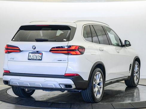 Certified 2024 BMW X5 xDrive40i w/ Parking Assistance Package AWD/4WD image 5