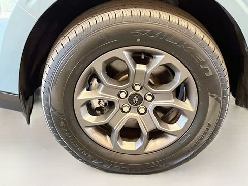 Used 2023 Ford Maverick XLT w/ Equipment Group 300A Standard AWD/4WD image 29