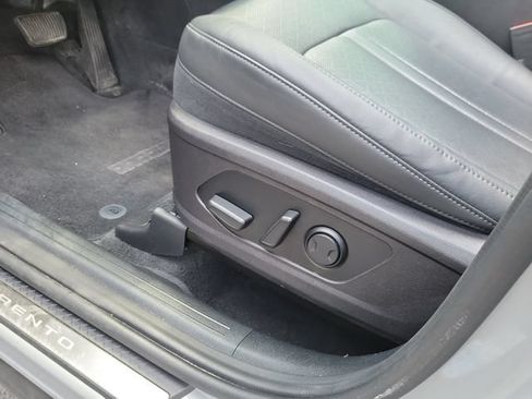 Used 2022 Kia Sorento SX AWD/4WD image 22