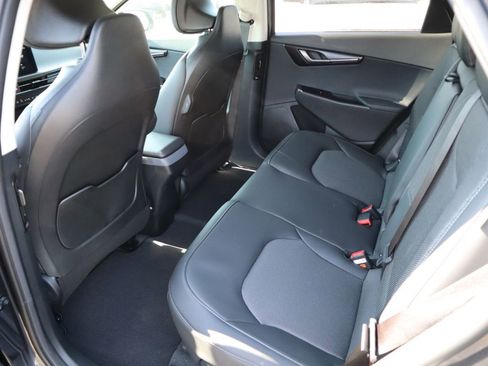 New 2025 Kia EV6 Light RWD image 11