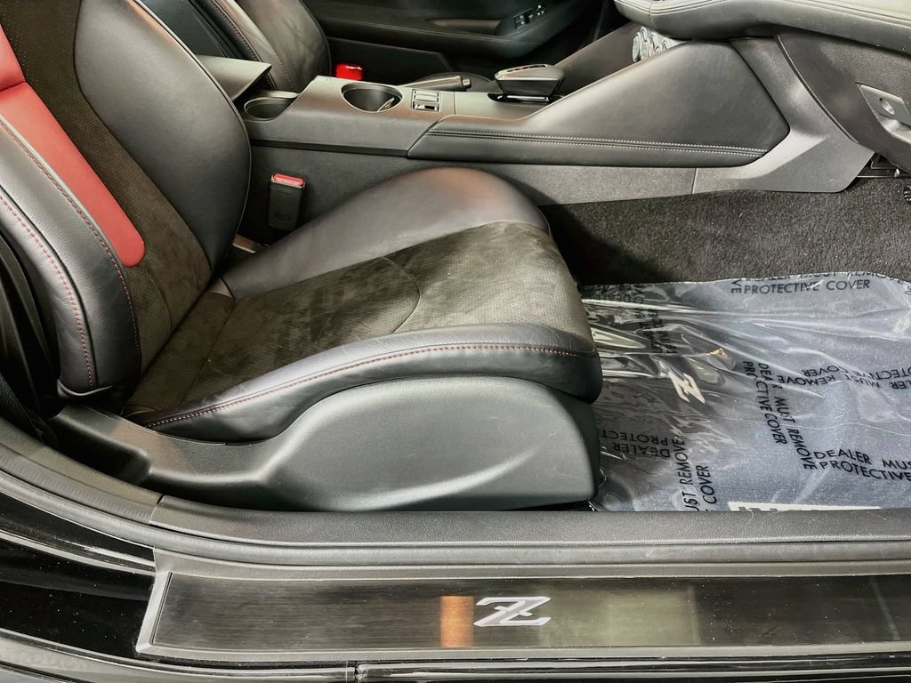 Used 2024 Nissan Z NISMO w/ Floor Mat Package RWD image 30