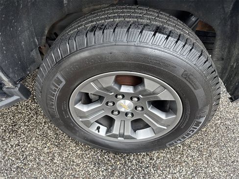 Used 2019 Chevrolet Tahoe LS image 12