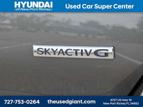 Used 2021 MAZDA MAZDA3 s FWD image 12