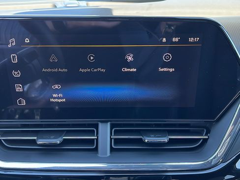 New 2026 Chevrolet Trax RS w/ Sunroof Package image 22