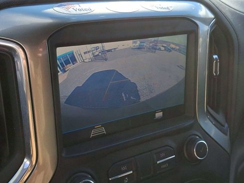 Used 2020 Chevrolet Silverado 1500 LT Trail Boss w/ Convenience Package image 17