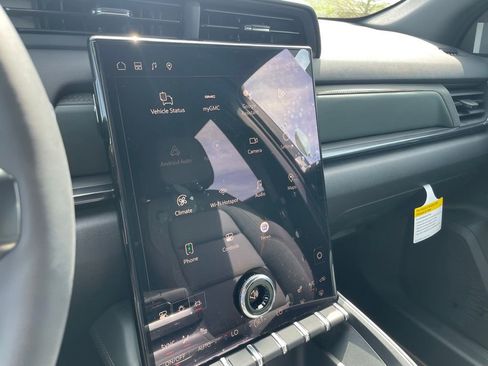 New 2026 GMC Terrain AT4 AWD/4WD image 16