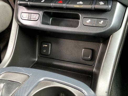 Used 2016 Chevrolet Colorado Z71 AWD/4WD image 28