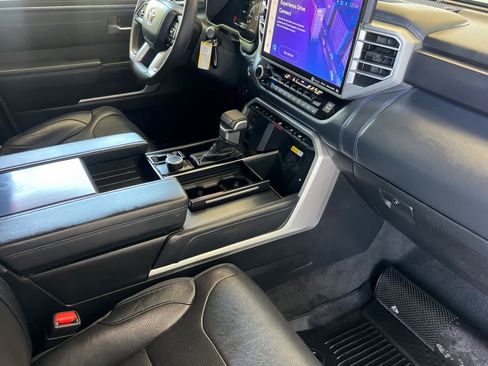 Certified 2023 Toyota Sequoia Platinum AWD/4WD image 18