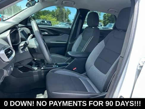 Used 2023 Chevrolet TrailBlazer LS w/ LPO, Blackout Package FWD image 14