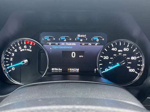 Used 2022 Ford F250 Lariat w/ Tremor Off-Road Package image 21