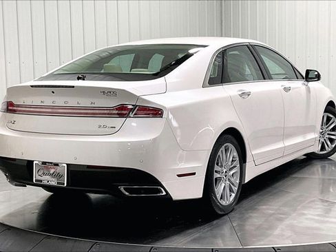 Used 2013 Lincoln MKZ image 13