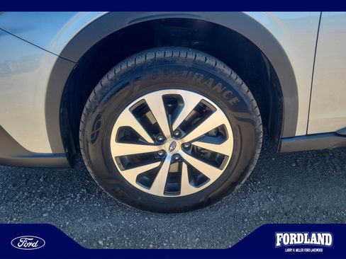 Used 2020 Subaru Outback Premium AWD/4WD image 25