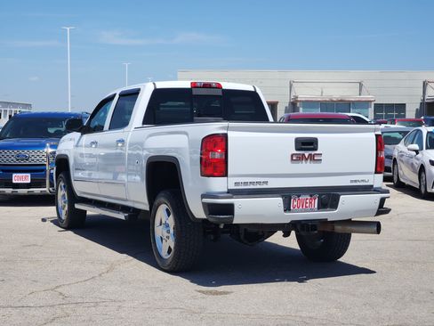 Used 2015 GMC Sierra 2500 Denali w/ Duramax Plus Package AWD/4WD image 5