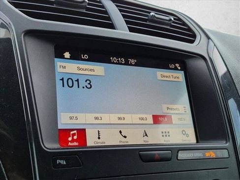 Used 2019 Ford Explorer XLT w/ Equipment Group 202A FWD image 12