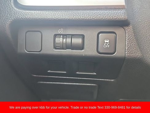 Used 2013 Subaru Crosstrek 2.0i Premium AWD/4WD image 12