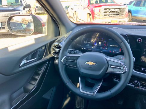 New 2026 Chevrolet Equinox LT image 34